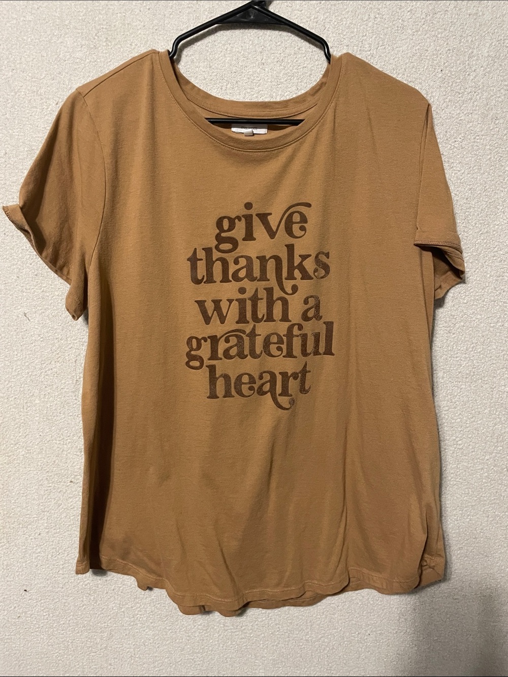 Maurices Brown Short Sleeve Graphic Tee 'Give Thanks'